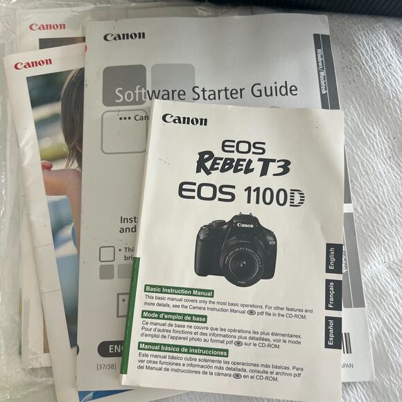 Canon EOS Rebel/2000 EOS/300 With Zoom Lens 80-200mm - Picture 4 of 11